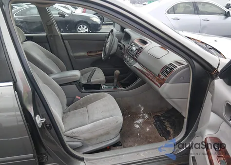 2003 Toyota Camry Le из США, поврежденный, VIN 4T1BE32K13U654167